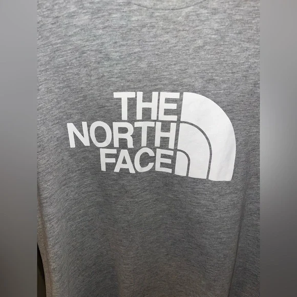 Women’s Small Standard Fit North Face Grey & White TShirt - Picture 7 of 12